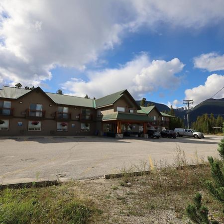 Glacier Mountain Lodge Blue River Exterior photo